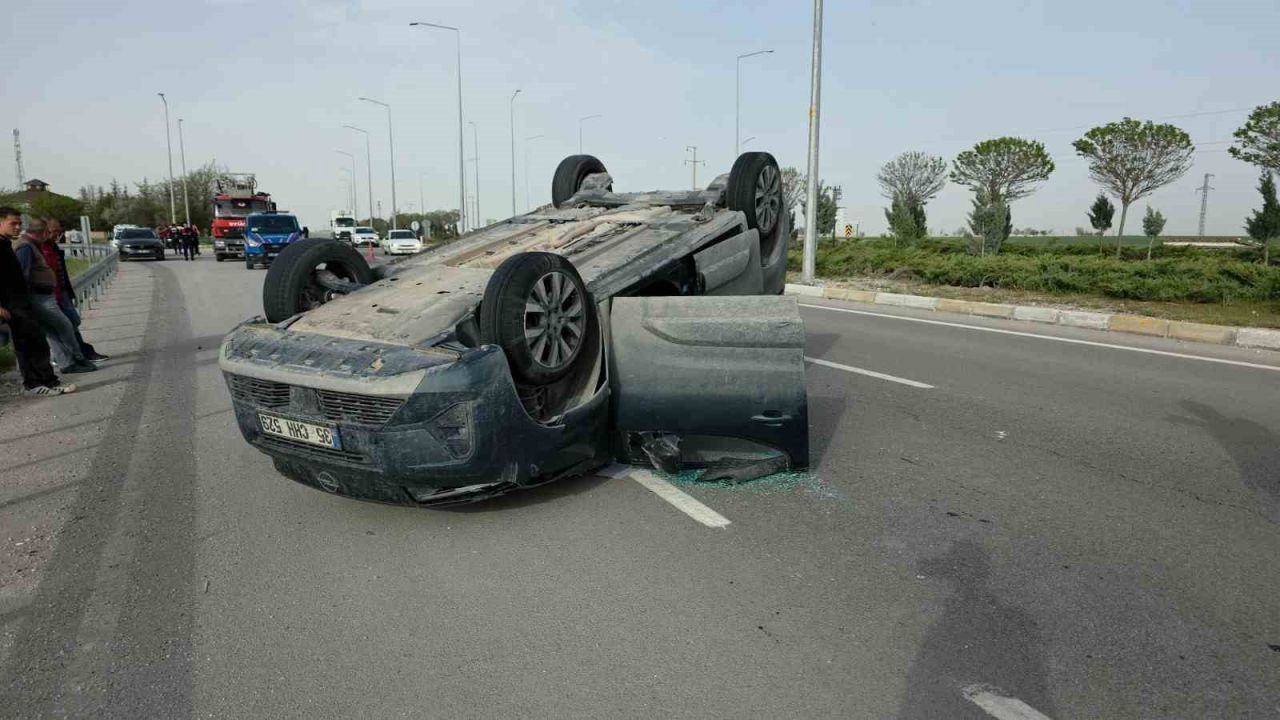 Aksaray’da otomobil ile hafif ticari araç çarpıştı: 2 yaralı