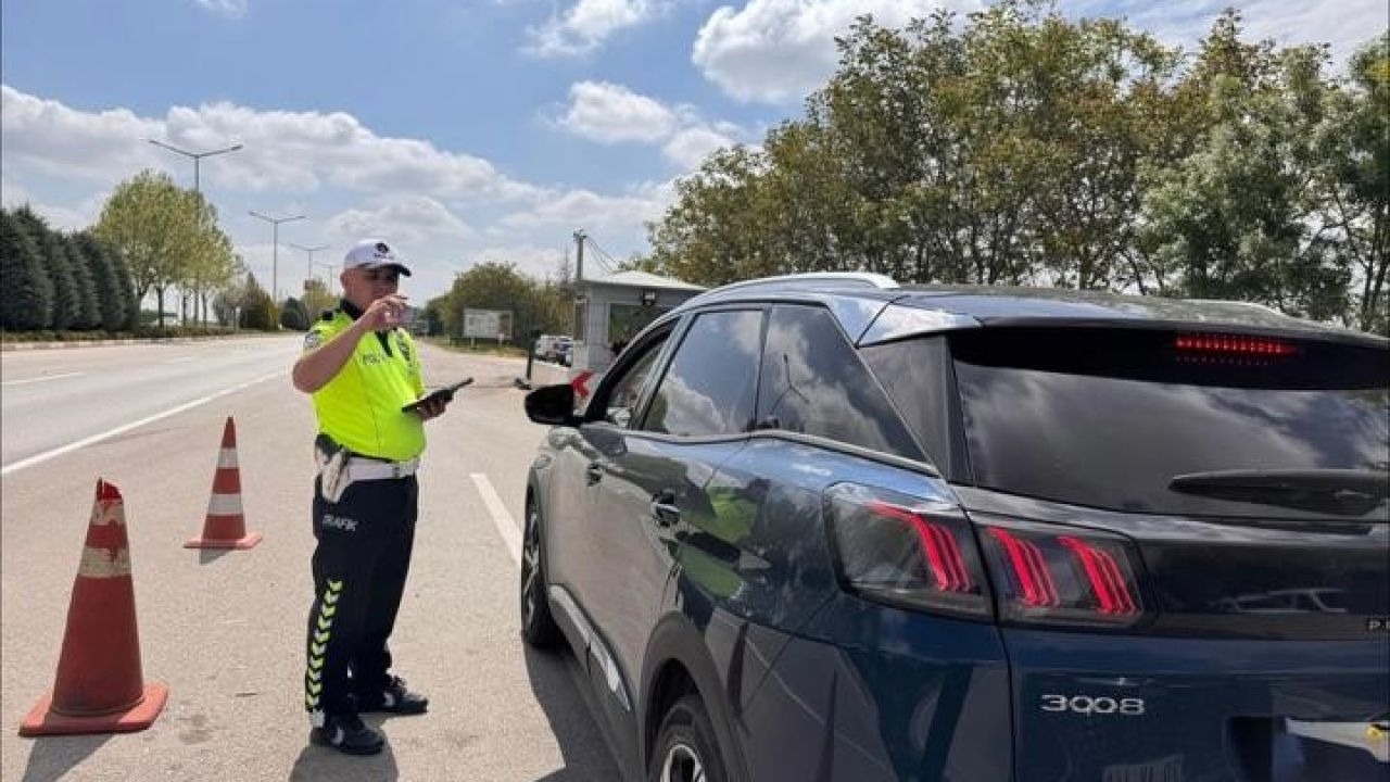 Karaman’da bir haftalık denetim bilançosu: Ruhsatsız silah, uyuşturucu ve kaçak alkol ele geçirildi