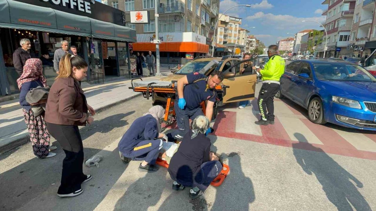 Karaman’da Otomobil ile Motosiklet Çarpıştı: 1 Yaralı